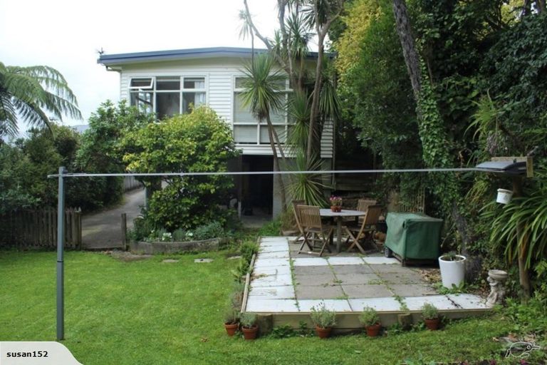 Photo of property in 95 Nottingham Street, Karori, Wellington, 6012