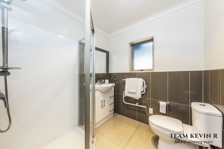 Photo of property in 3 Kirikiri Drive, Papakura, 2110