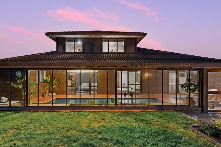 Photo of property in 41 Lowry Avenue, Redwood, Christchurch, 8051