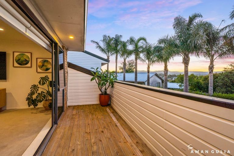 Photo of property in 6a Savoy Road, Glen Eden, Auckland, 0602