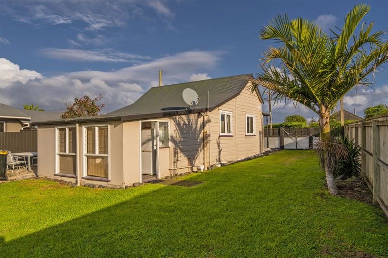 Photo of property in 3 Hannan Road, Whitianga, 3510
