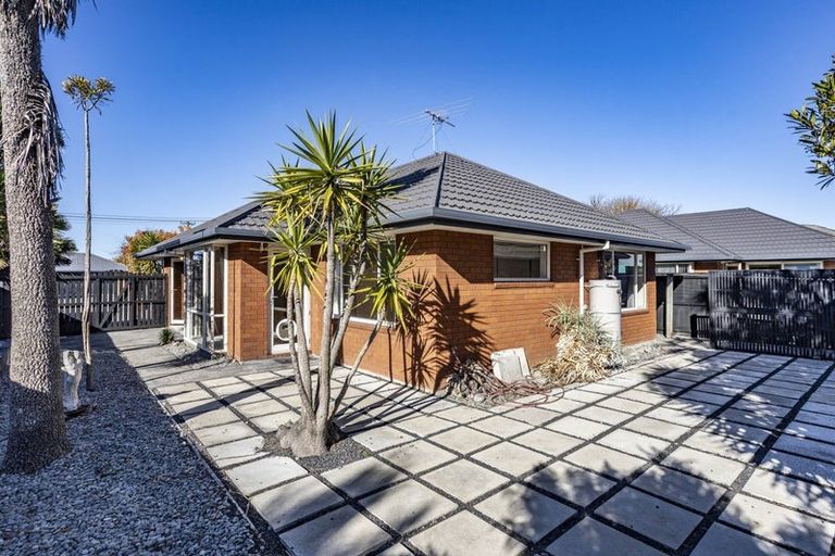 Photo of property in 59 Uxbridge Street, Redwood, Christchurch, 8051