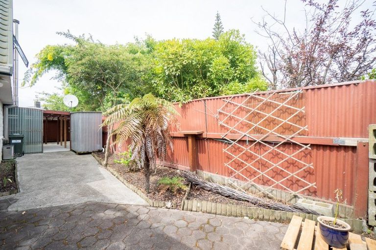 Photo of property in 4 Jarrett Court, Roslyn, Palmerston North, 4414