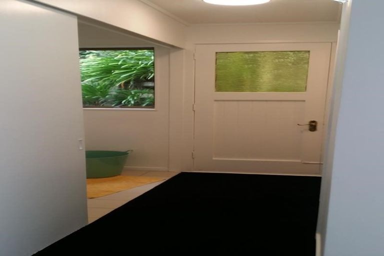 Photo of property in 9 Ridd Crescent, Karori, Wellington, 6012