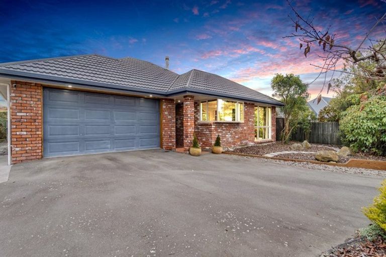 Photo of property in 4 Paget Drive, Woodend, 7610