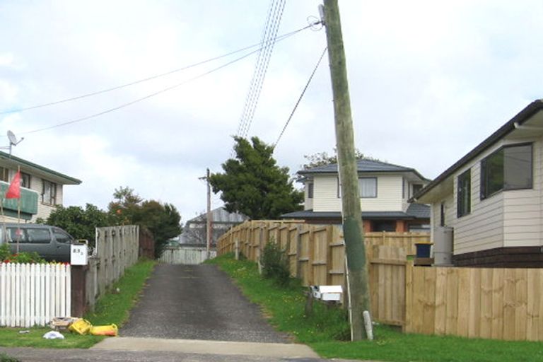 Photo of property in 41 Colwill Road, Massey, Auckland, 0614