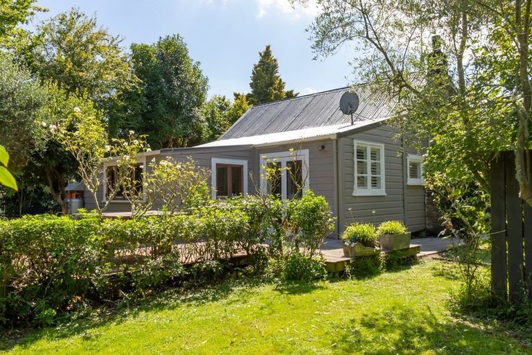 Photo of property in 48 Jellicoe Street, Greytown, 5712