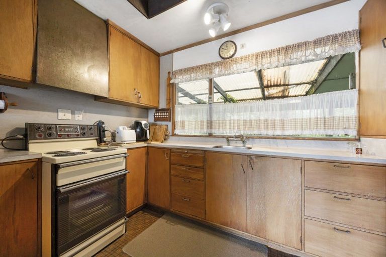 Photo of property in 115 Matipo Road, Mairangi Bay, Auckland, 0630