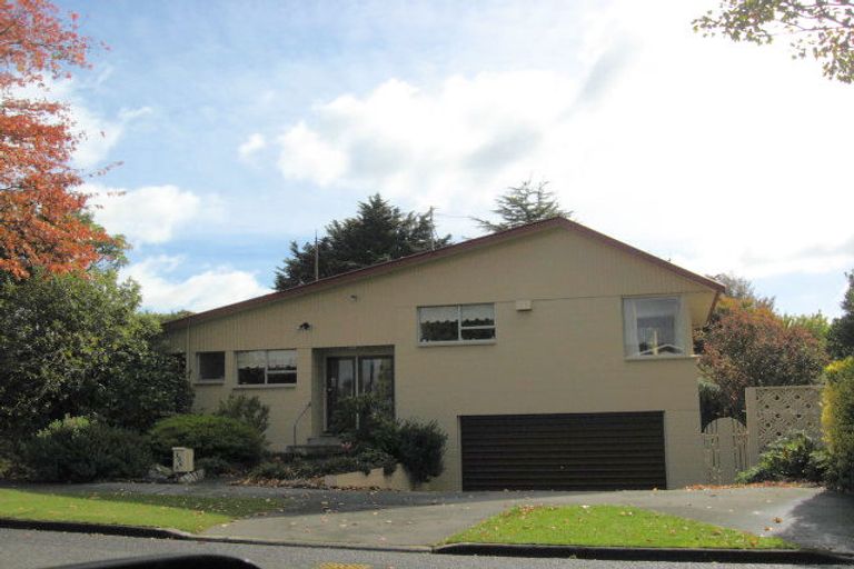 Photo of property in 306 Waimairi Road, Ilam, Christchurch, 8041