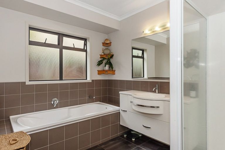 Photo of property in 4 Parkwood Place, Huntington, Hamilton, 3210