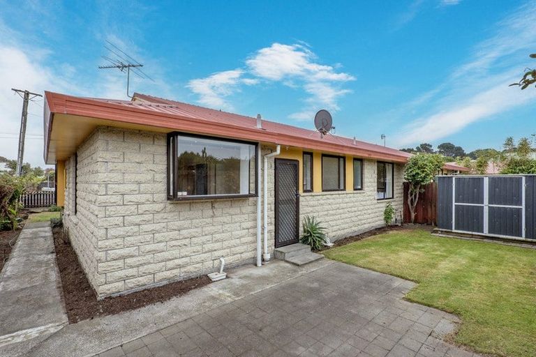 Photo of property in 2/4 Convoy Street, New Brighton, Christchurch, 8083