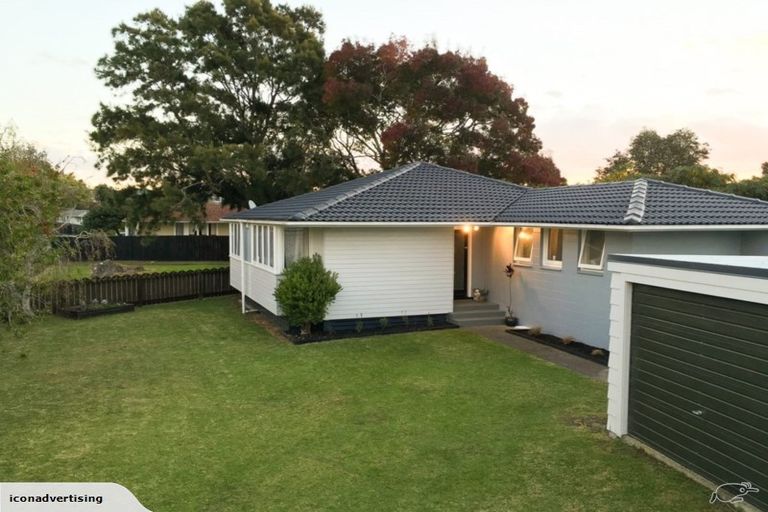 Photo of property in 16 Matai Street, Waiuku, 2123