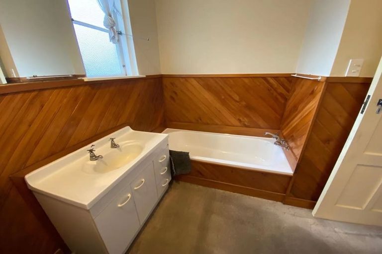 Photo of property in 6 Centennial Avenue, Riccarton, Christchurch, 8041