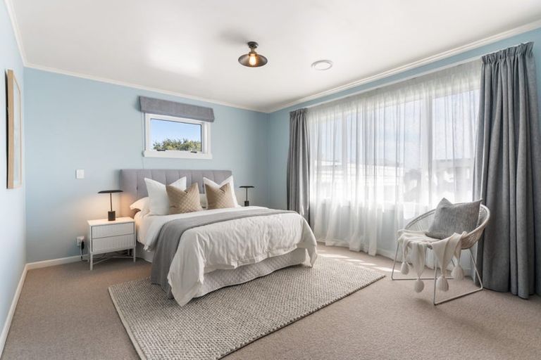 Photo of property in 1/10 Raines Avenue, Forrest Hill, Auckland, 0620