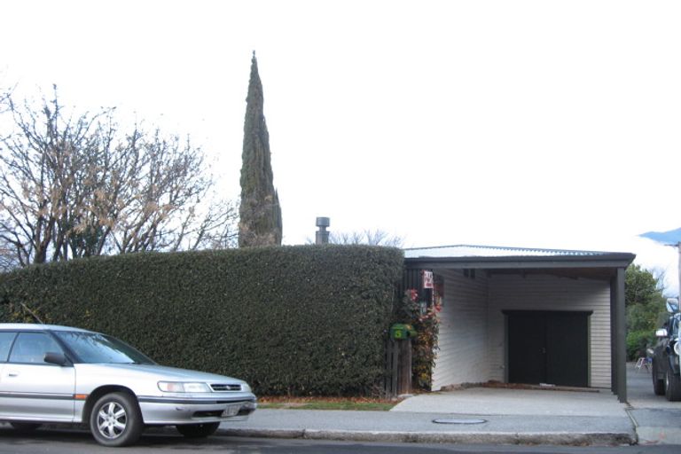 Photo of property in 5 Hobart Street, Queenstown, 9300
