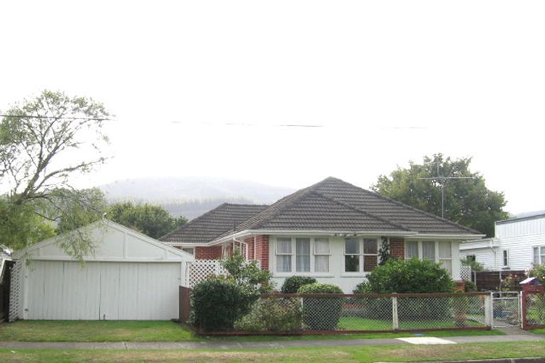 Photo of property in 2/3 York Avenue, Heretaunga, Upper Hutt, 5018