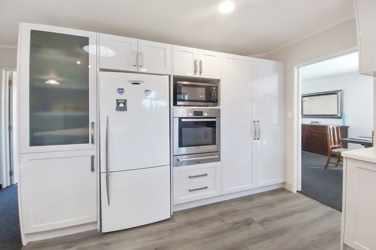 Photo of property in 165 Auckland Road, Greenmeadows, Napier, 4112