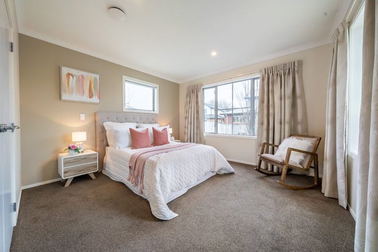 Photo of property in 1 Yeats Grove, Trentham, Upper Hutt, 5018