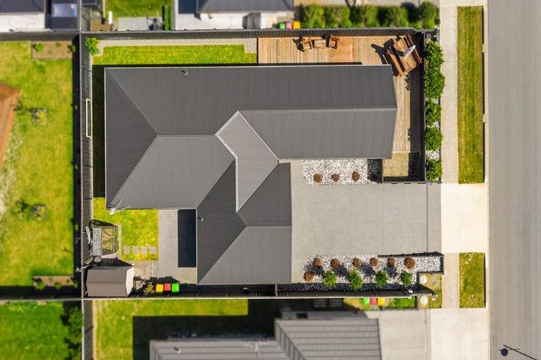 Photo of property in 34 Te Hurunui Drive, Pegasus, 7612