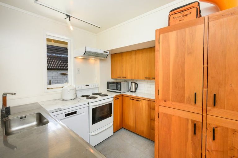 Photo of property in 21 Batt Street, West End, Palmerston North, 4410