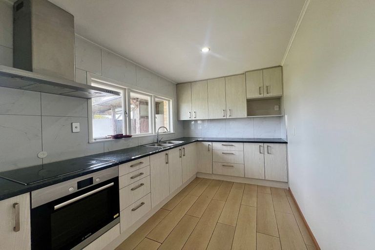 Photo of property in 35 Esperanto Road, Papatoetoe, Auckland, 2025