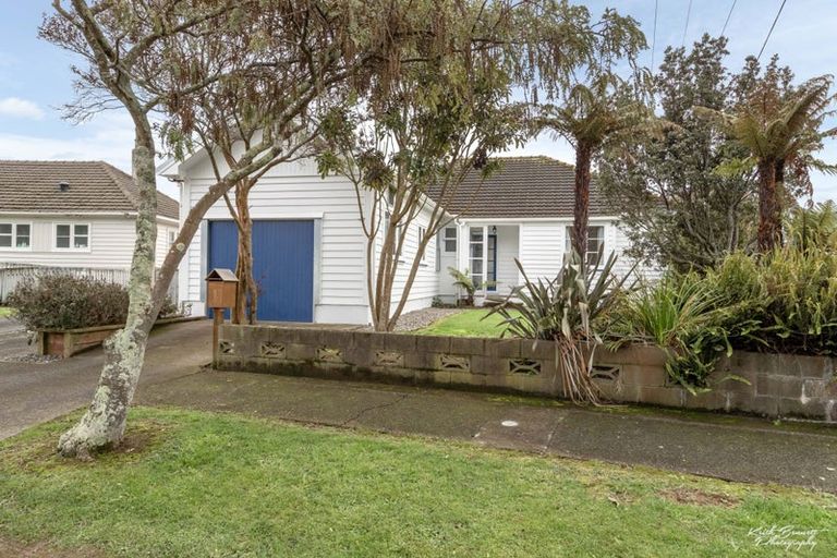 Photo of property in 5 Hodgins Grove, Naenae, Lower Hutt, 5011