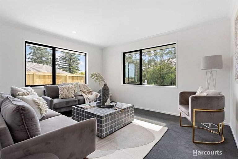 Photo of property in 20 Taupata Lane, Helensville, 0800