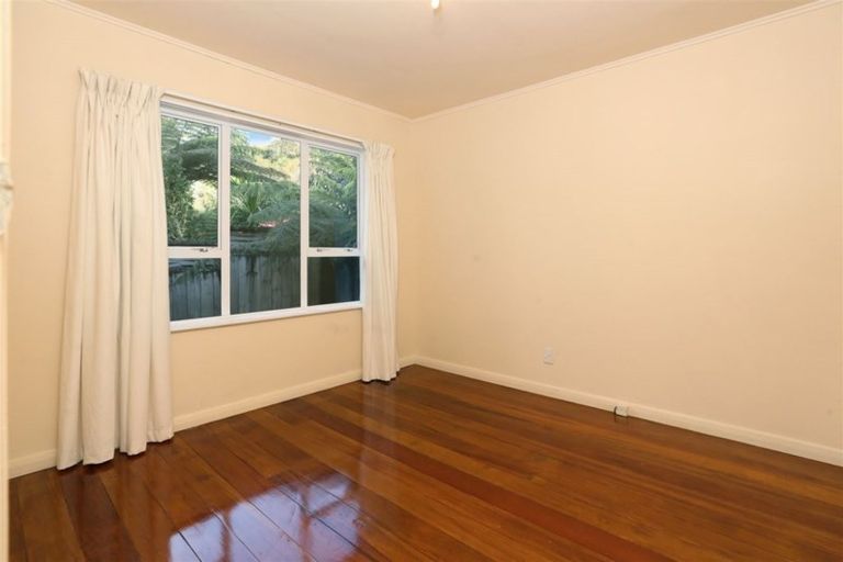 Photo of property in 181 Konini Road, Titirangi, Auckland, 0604