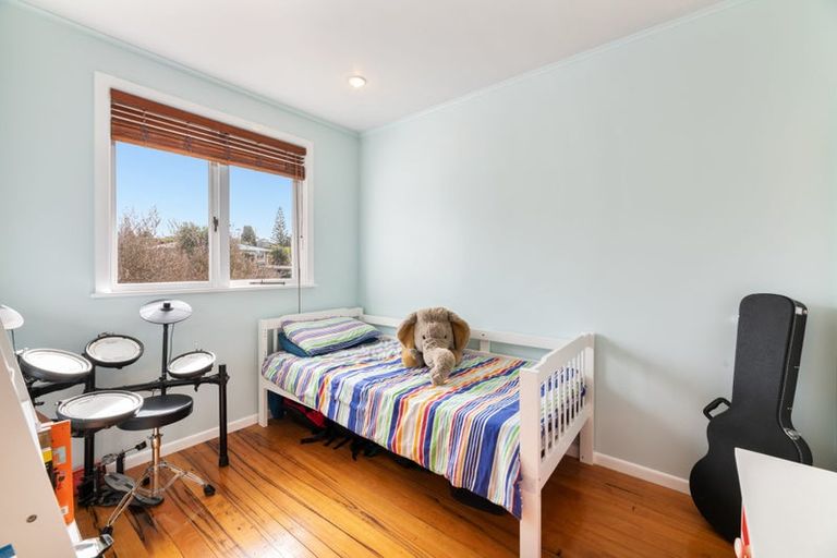 Photo of property in 1/8 Tyne Road, Forrest Hill, Auckland, 0620