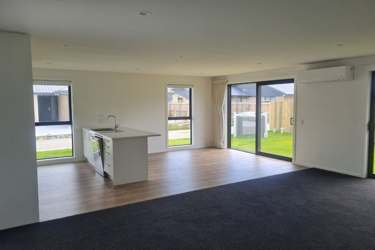 Photo of property in 20 Scully Place, Strathern, 9812