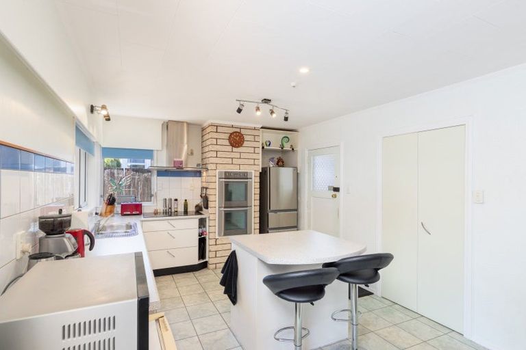 Photo of property in 7 Snell Grove, Clouston Park, Upper Hutt, 5018