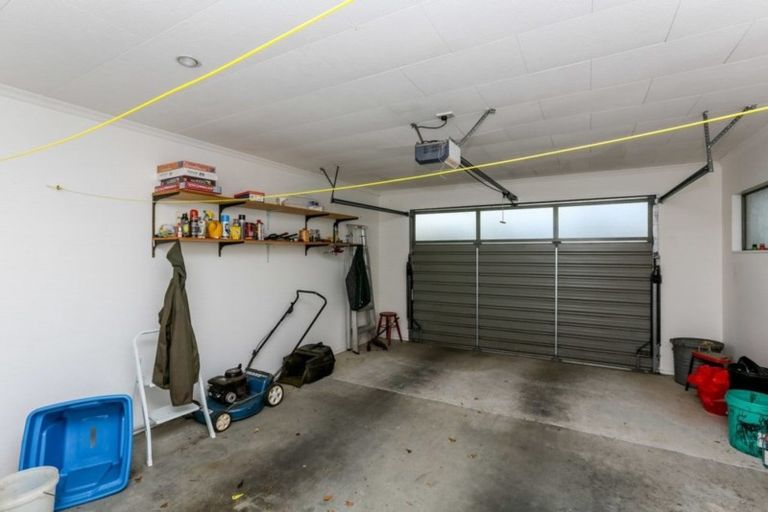 Photo of property in 38 Tukapa Street, Westown, New Plymouth, 4310
