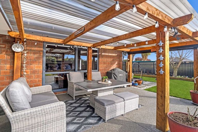 Photo of property in 7 Strathcarron Place, Broomfield, Christchurch, 8042