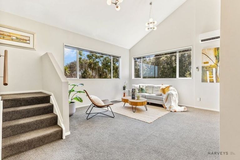 Photo of property in 75b Pleasant Road, Glen Eden, Auckland, 0602