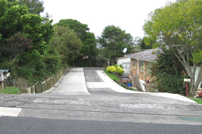 Photo of property in 19 Merchant Avenue, Te Atatu South, Auckland, 0610