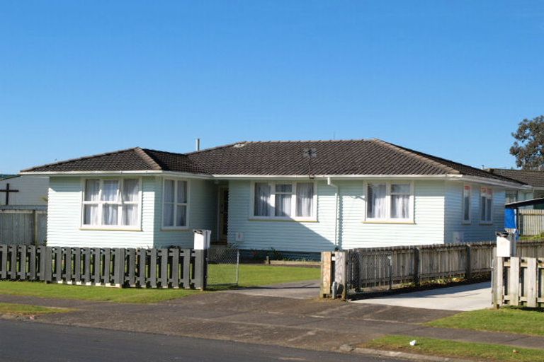 Photo of property in 53 Mcnaughton Avenue, Mangere East, Auckland, 2024