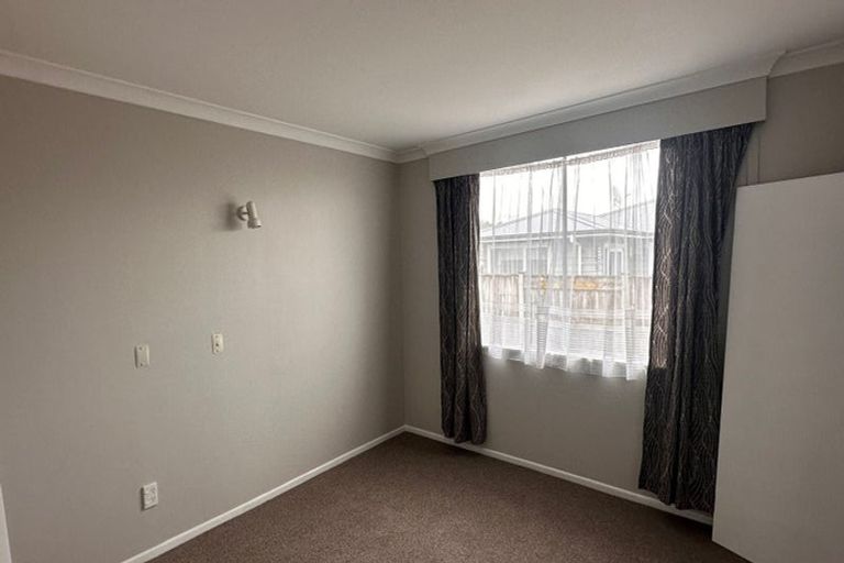 Photo of property in 20 Edwards Place, Terrace End, Palmerston North, 4410
