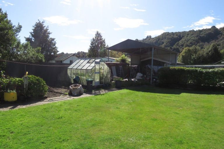 Photo of property in 57 Dick Street, Reefton, 7830