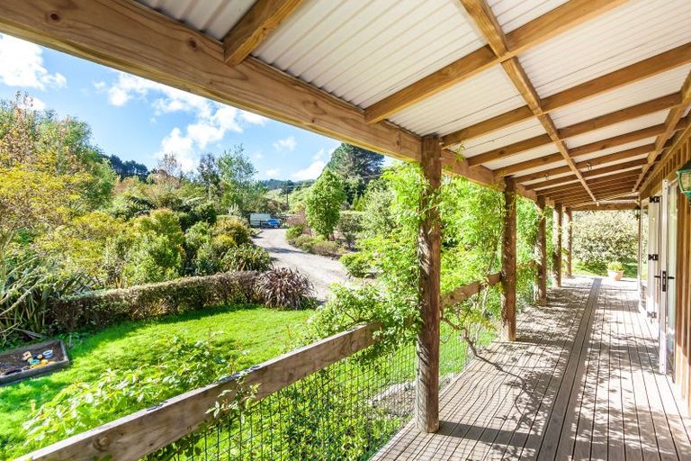 Photo of property in 421 Pahiatua Aokautere Road, Aokautere, Palmerston North, 4471