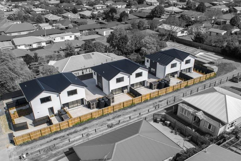 Photo of property in 2/675 Worcester Street, Linwood, Christchurch, 8062