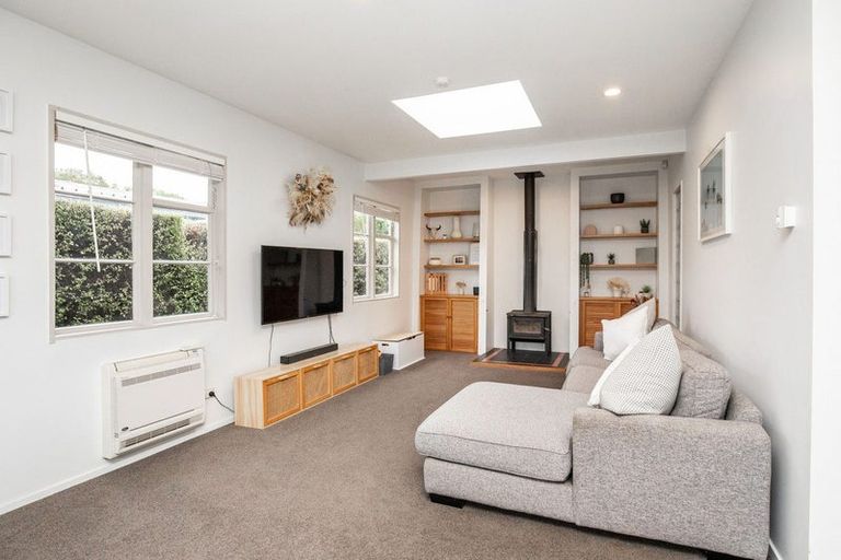 Photo of property in 16 Riverview Street, Beckenham, Christchurch, 8023
