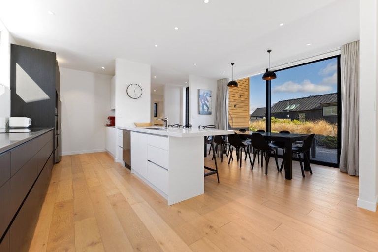 Photo of property in 4 Stockyard Lane, Jacks Point, Queenstown, 9371