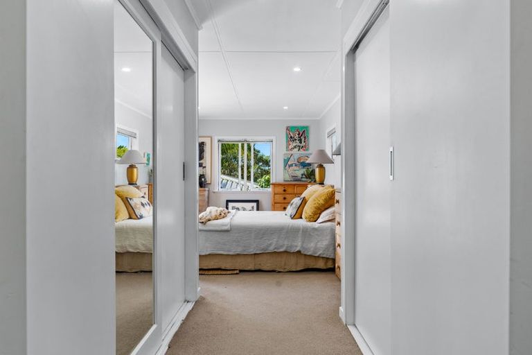 Photo of property in 1/73 Birkdale Road, Birkdale, Auckland, 0626