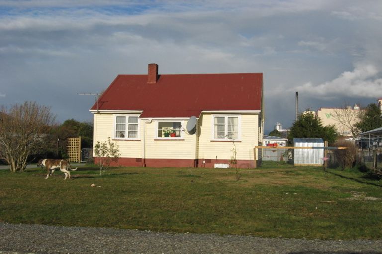 Photo of property in 44 Jollie Street, Hokitika, 7810