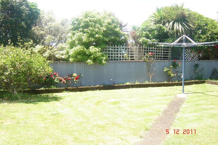 Photo of property in 3 Barrett Road, Spotswood, New Plymouth, 4310