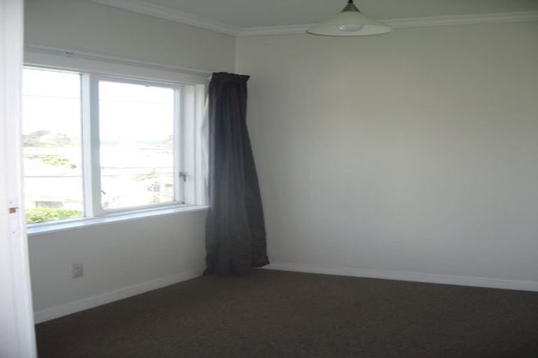 Photo of property in 3-5 Knoll Street, Island Bay, Wellington, 6023