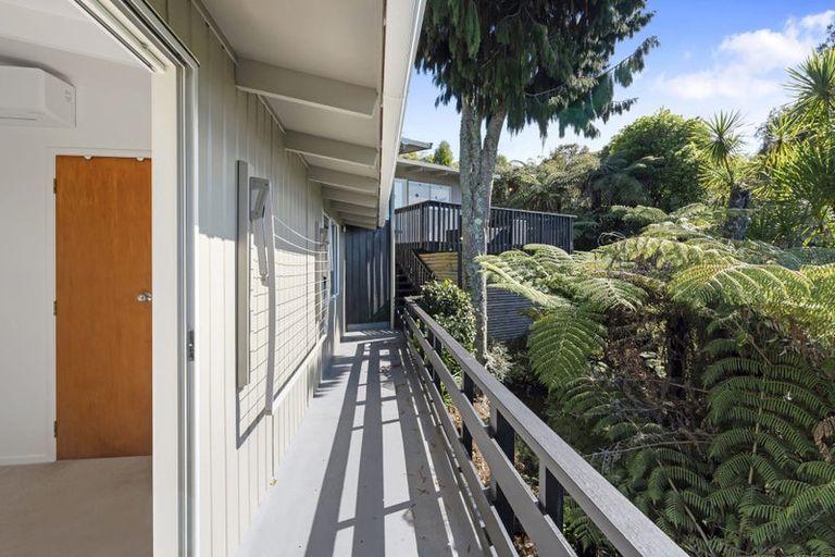 Photo of property in 1/89 Glamorgan Drive, Torbay, Auckland, 0630