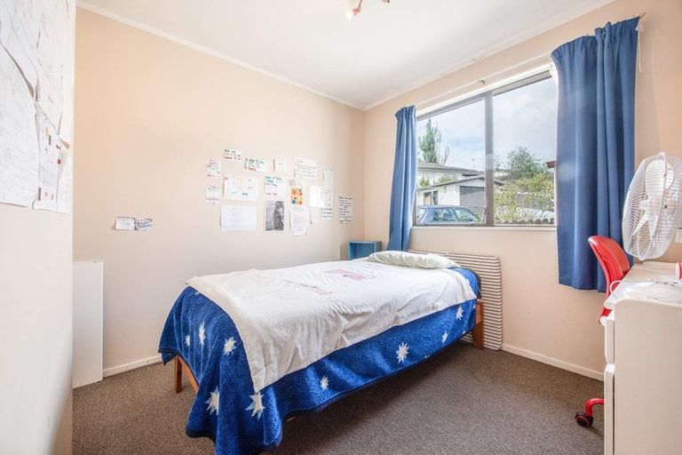 Photo of property in 95 Keegan Drive, Massey, Auckland, 0614