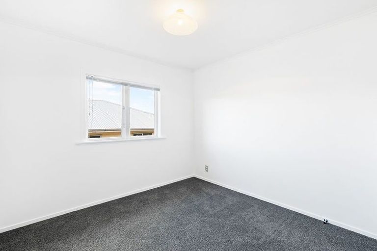 Photo of property in 20 Norman Road, Titirangi, Auckland, 0604