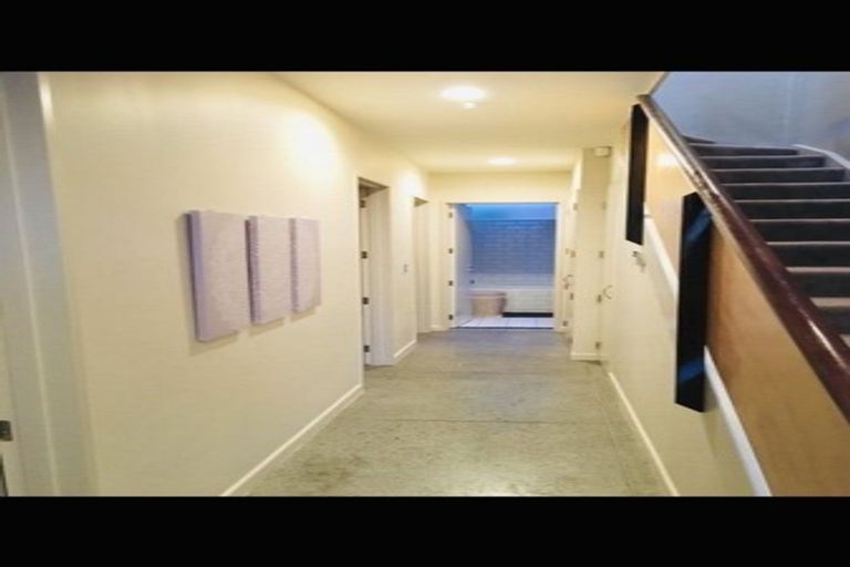 Photo of property in 306u2 Evans Bay Parade, Hataitai, Wellington, 6021